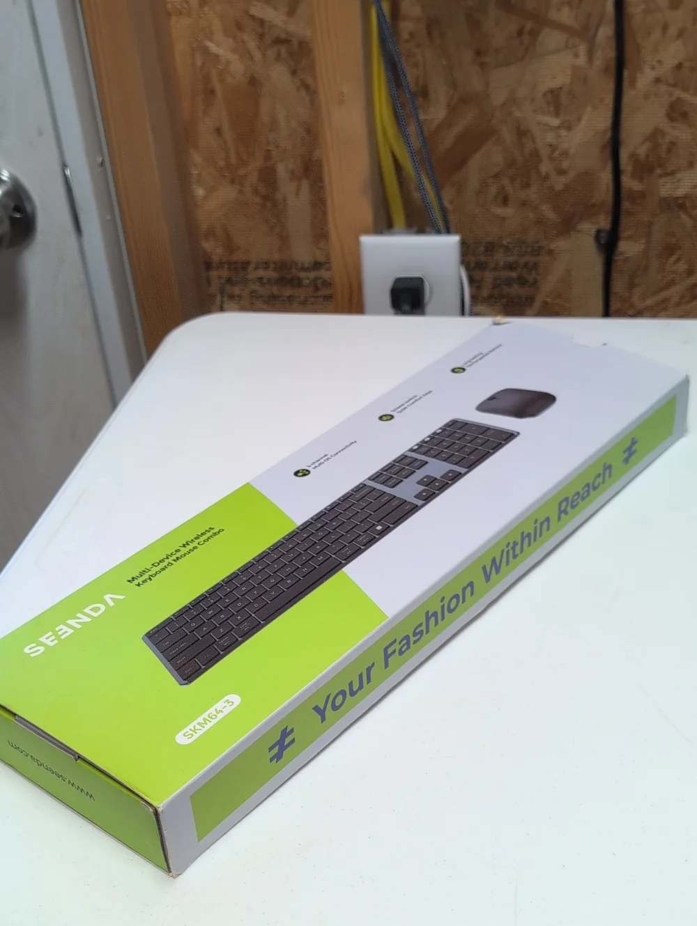 Slim Wireless/ Rechargeable Keyboard and Mouse Combo - Gray...(95)